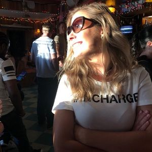 Meet your Posher, Nicole